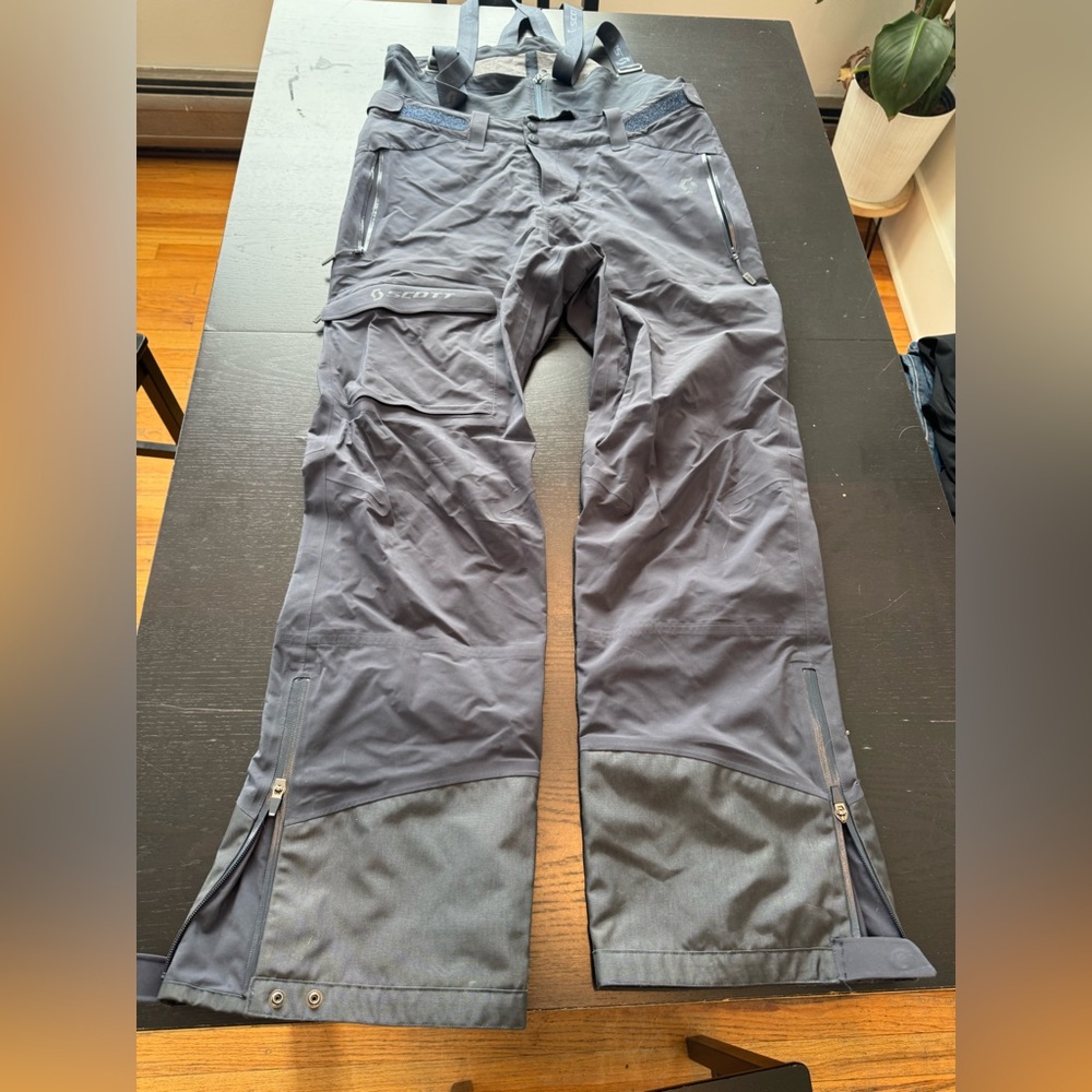 Scott Men's Blue-Gray Ski/Snowboard Bibs Pants